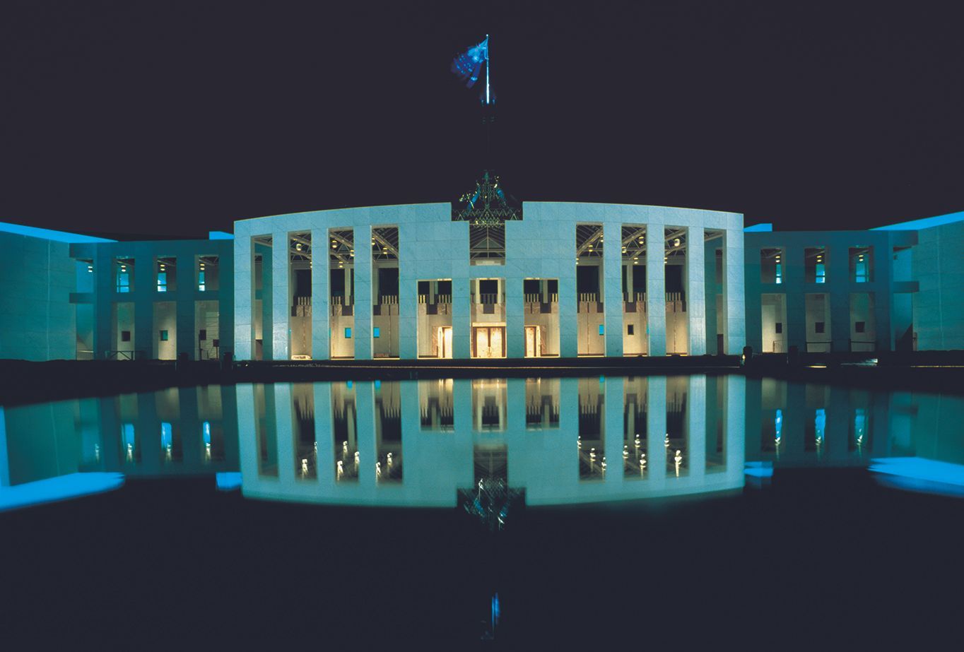 JHG_ParliamentHse_0001_MLori.jpg